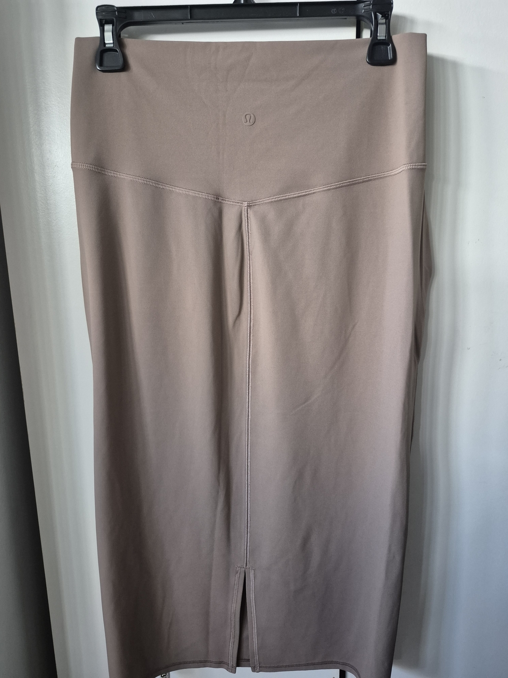 lululemon athletica Rose Nulu Slim-Fit High-Rise Pencil Midi Skirt - Size 10 - Picture 3 of 4